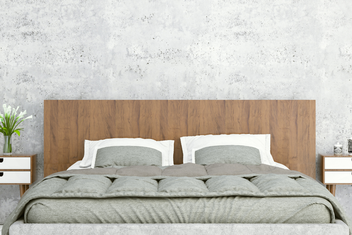 bedroom using principles of feng shui, such as a headboard and muted colors